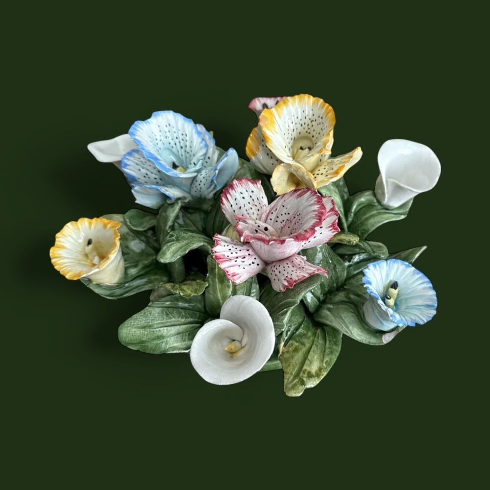 Capodimonte Italy Porcelain Flower Bouquet – Hand Painted – Chipped Petals – 6"